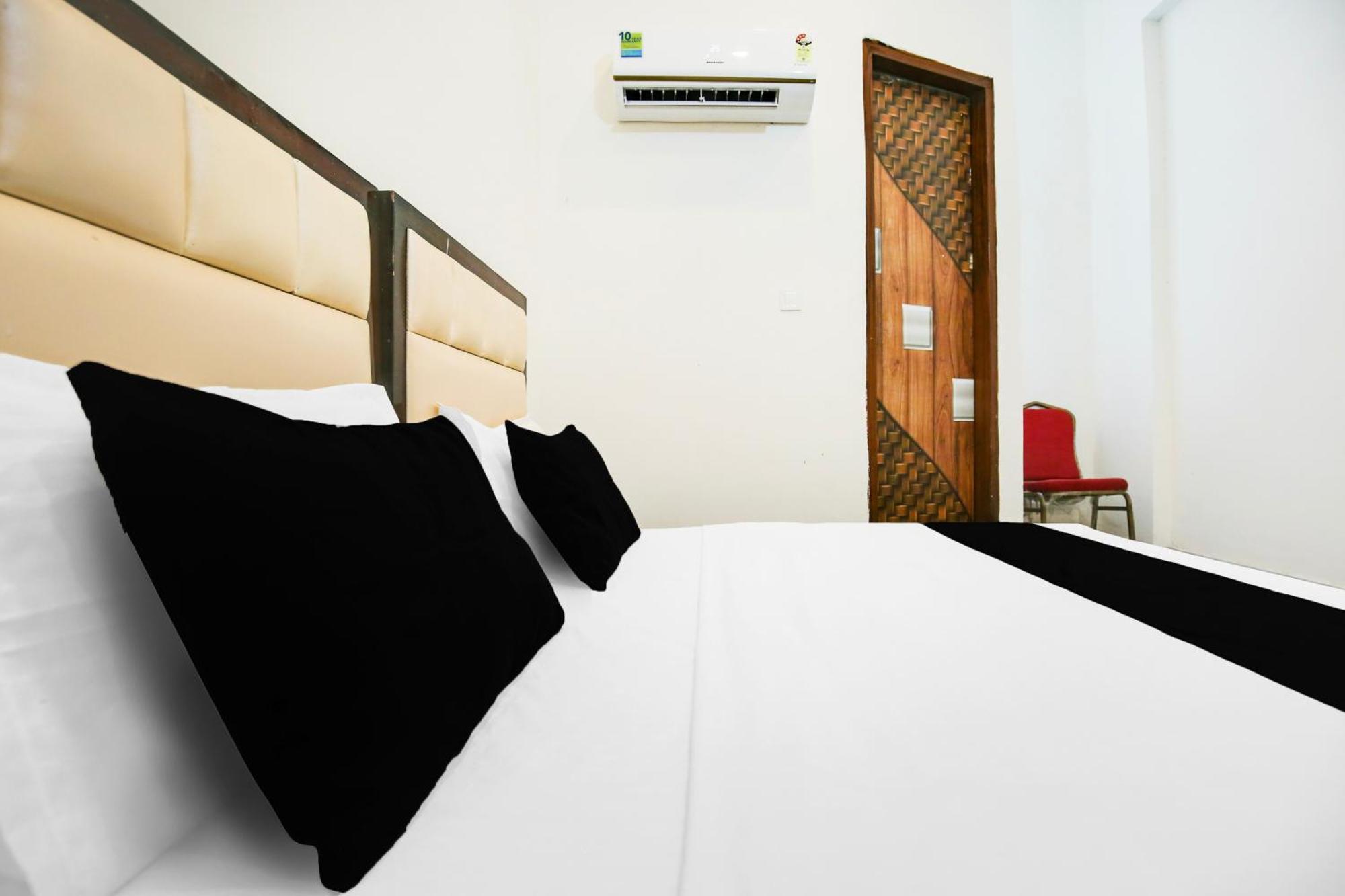 Hotel O Ravi & Banquet Lalewal Экстерьер фото